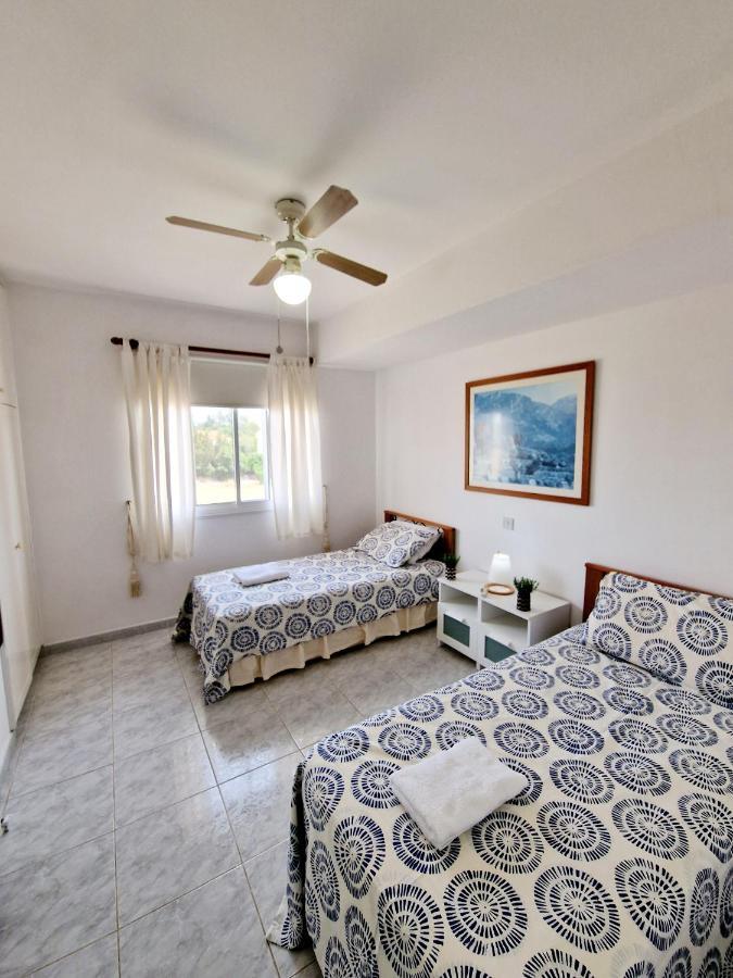 Emma'S Place, 2 Bedroom Apartment With Pool View Πάφος Εξωτερικό φωτογραφία