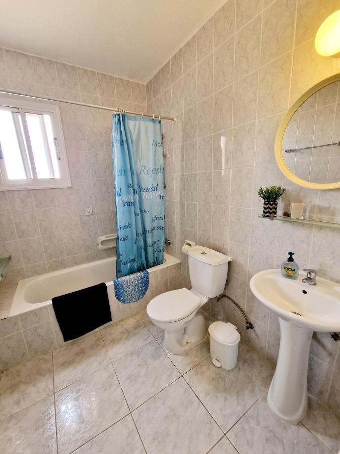 Emma'S Place, 2 Bedroom Apartment With Pool View Πάφος Εξωτερικό φωτογραφία