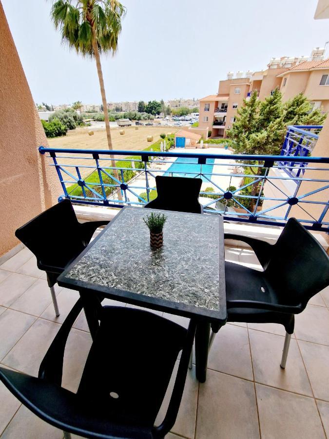 Emma'S Place, 2 Bedroom Apartment With Pool View Πάφος Εξωτερικό φωτογραφία